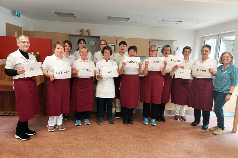 Team der Hauswirtschaft im Altenheim St. Franziskus mit Hauswirtschaftsleiterin Gabriele Hüttges (rechts). Foto: Altenheim St. Franziskus